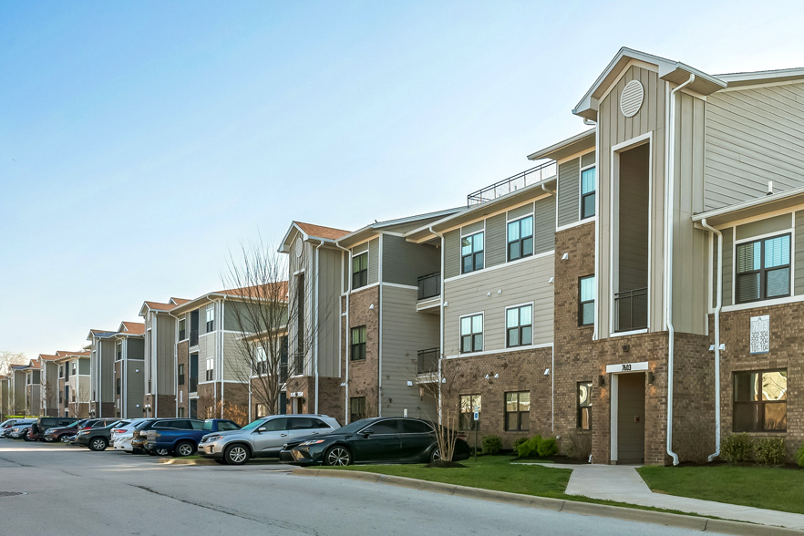 Frontgate Apartments